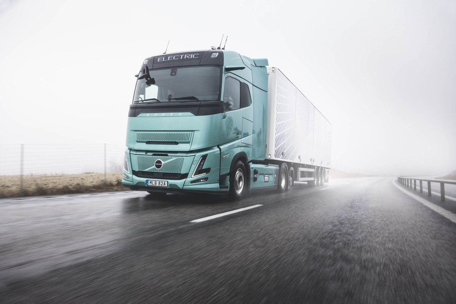 Volvo FH Aero Electric (e-axle)